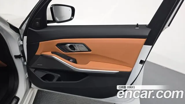 BMW 3-Series 3 серия (G20) 320i M Sport — Фото автомобиля 22