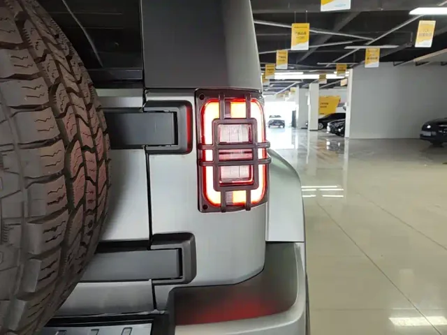 BAIC BJ40 — Фото автомобиля 7