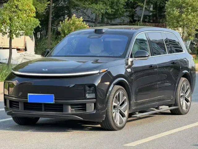 Фотография автомобиля — Li Auto L7