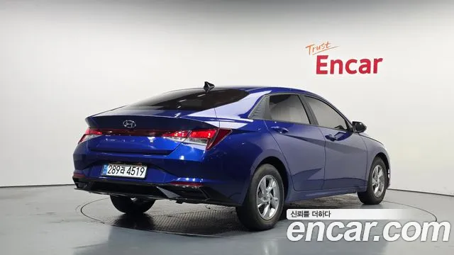 Hyundai Avante CN7 — Фото автомобиля 2