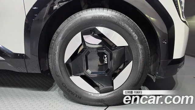 Kia EV9 — Фото автомобиля 21