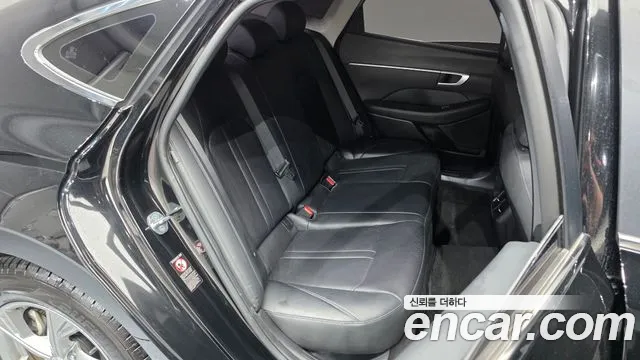 Hyundai Sonata Sonata (DN8) 2.0 LPG(Для проката) — Фото автомобиля 11