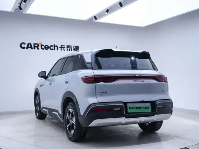 BYD Yuan UP — Фото автомобиля 17