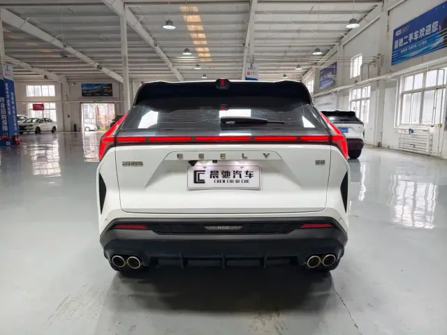 Geely Boyue — Фото автомобиля 5