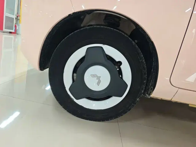 Wuling Hongguang Mini EV — Фото автомобиля 22