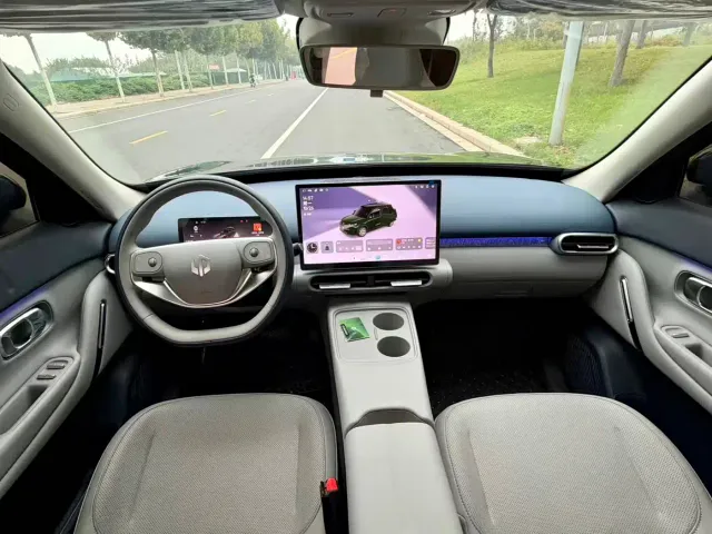 Leapmotor A10 — Фото автомобиля 5