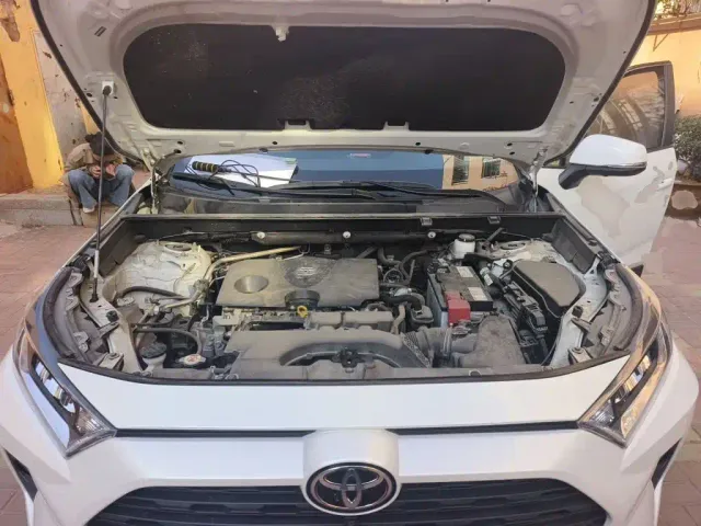 Toyota RAV4 — Фото автомобиля 16