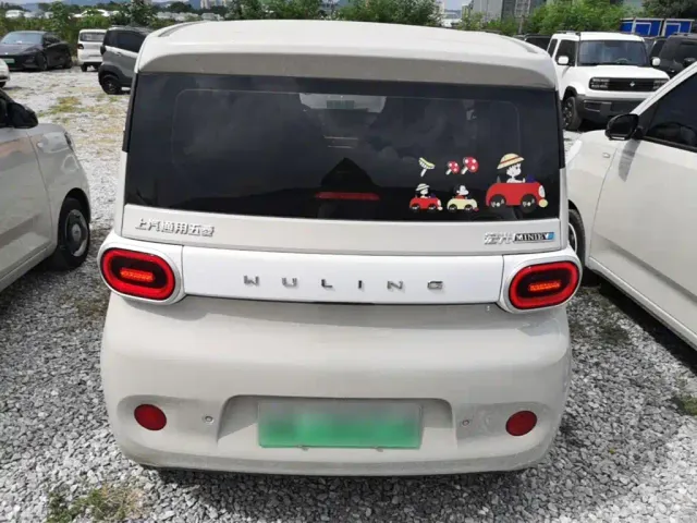 Wuling Hongguang Mini EV — Фото автомобиля 5