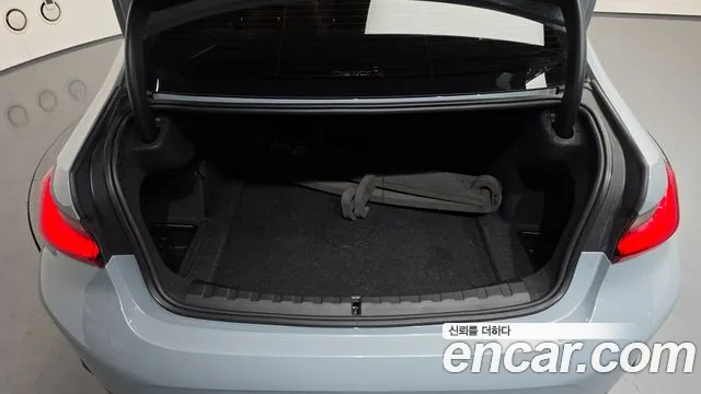 BMW 3-Series 3 серия (G20) 320i M Sport — Фото автомобиля 3
