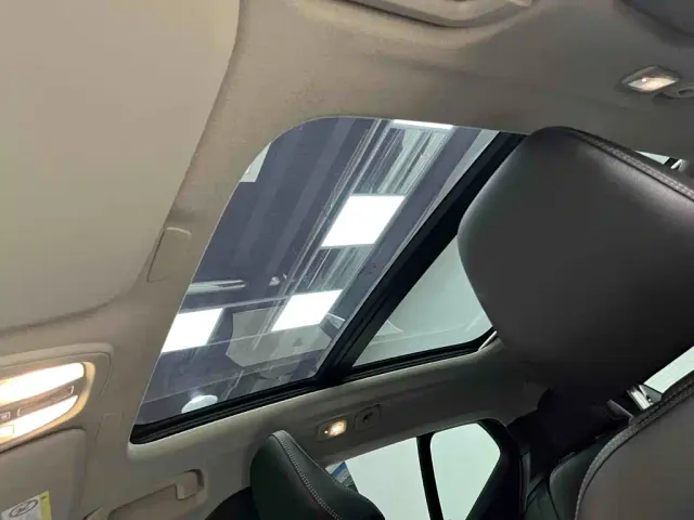 Volvo XC40 — Фото автомобиля 14