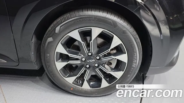 Kia Carnival 4th Gen — Фото автомобиля 6