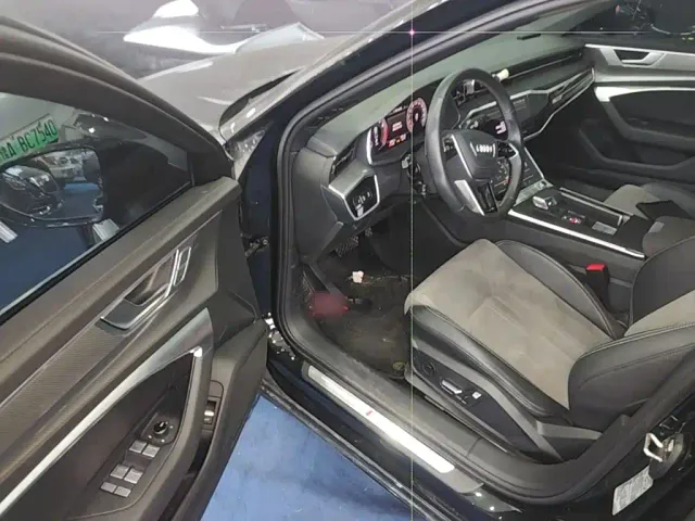 Audi A6L — Фото автомобиля 15