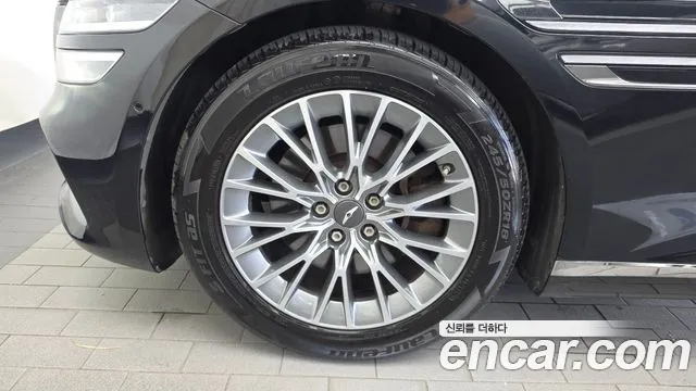 Genesis G80 RG3 — Фото автомобиля 5