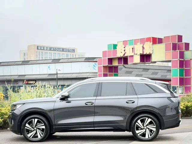 Volkswagen Talagon — Фото автомобиля 3
