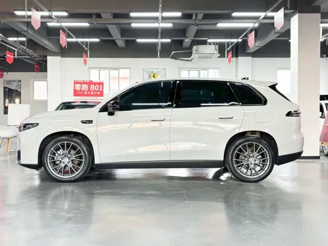 Leapmotor C10 — Фото автомобиля 4