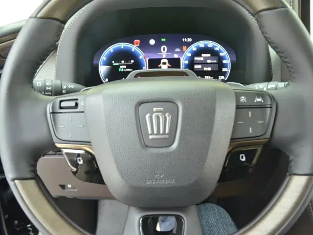 Toyota Vellfire — Фото автомобиля 8