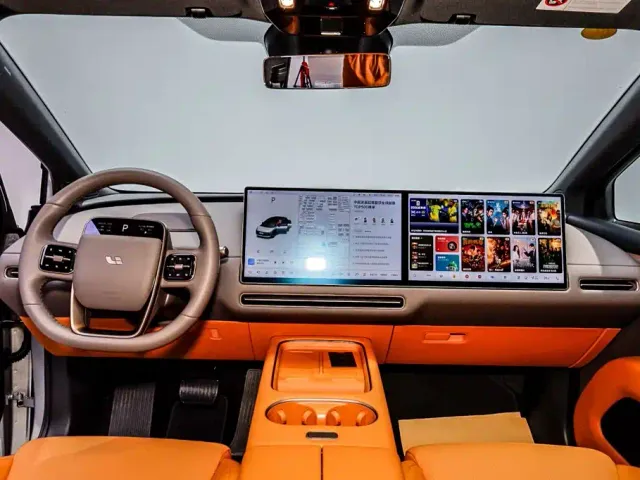 Li Auto i6 — Фото автомобиля 25