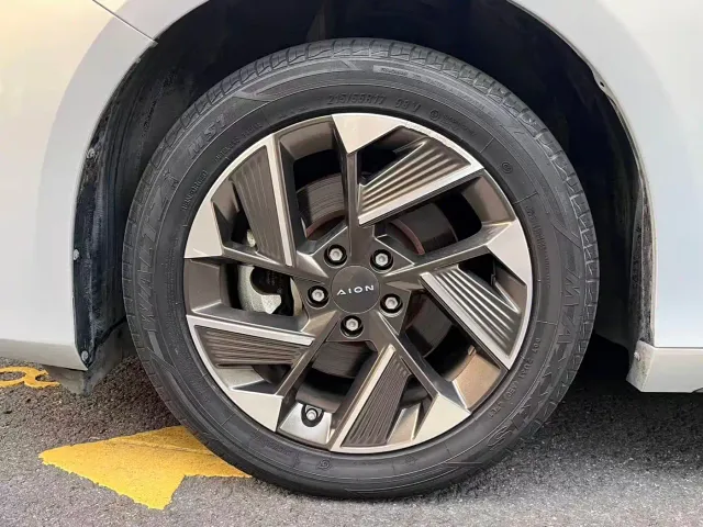 GAC Aion S Plus — Фото автомобиля 15