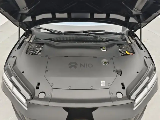 Nio ET5 Touring — Фото автомобиля 11