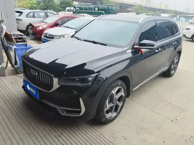 Фотография автомобиля — Geely Xingyue L