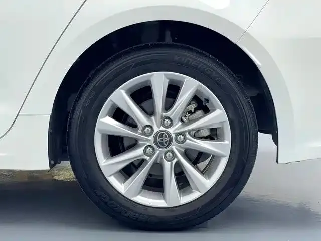 Toyota Corolla — Фото автомобиля 16