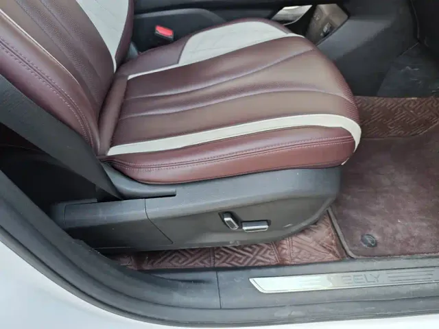 Geely Xingyue L — Фото автомобиля 18