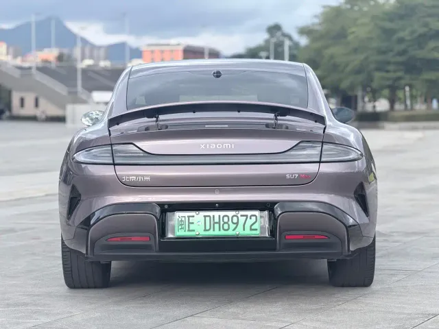 Xiaomi SU7 — Фото автомобиля 5