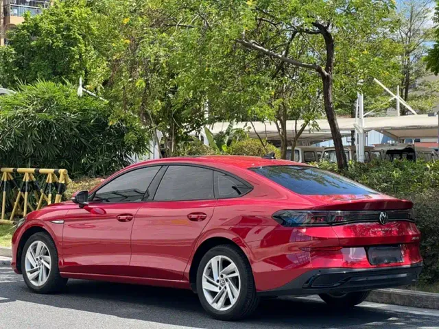 Volkswagen Lamando — Фото автомобиля 10
