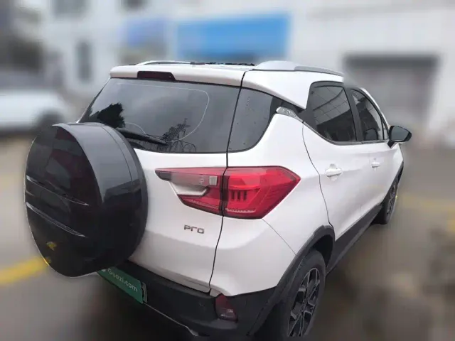 BYD Yuan Pro — Фото автомобиля 4