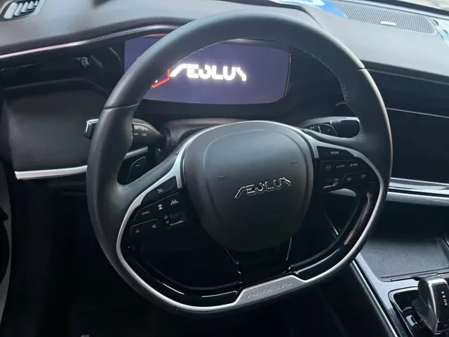 Dongfeng Yixuan MAX — Фото автомобиля 10