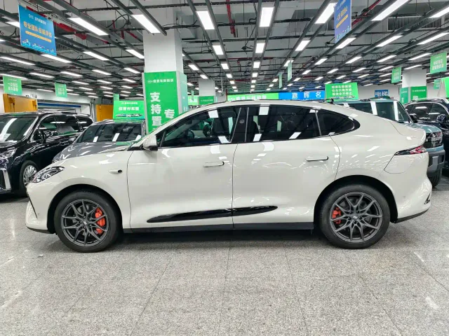 IM Motors LS6 — Фото автомобиля 4
