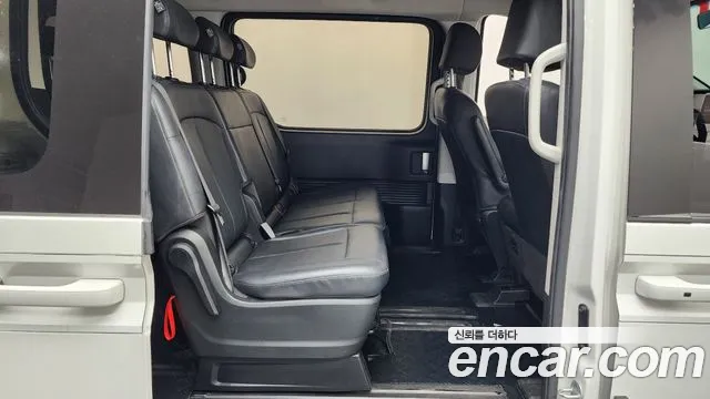 Hyundai Staria — Фото автомобиля 11