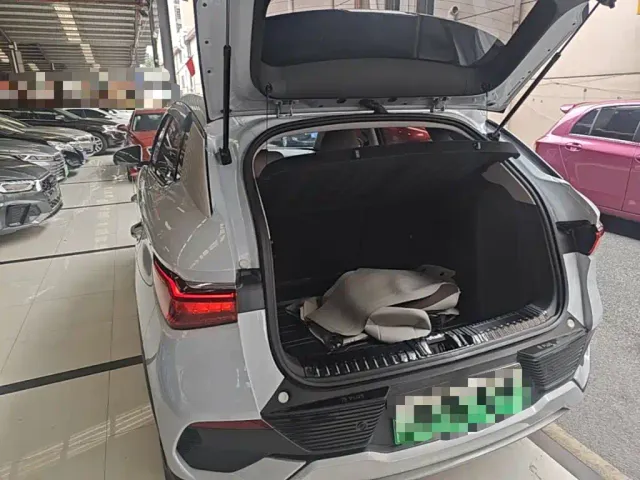 BYD Yuan PLUS — Фото автомобиля 18