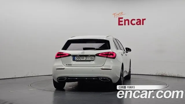 Mercedes-Benz A-Class — Фото автомобиля 4