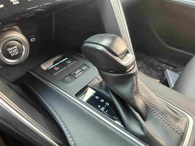 Toyota Harrier — Фото автомобиля 22