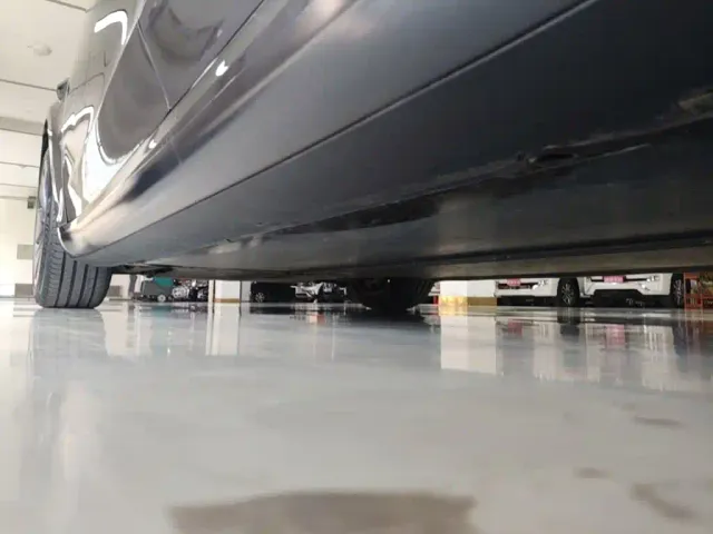 Tesla Model 3 — Фото автомобиля 21