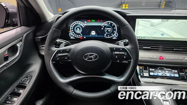 Hyundai Grandeur New — Фото автомобиля 19