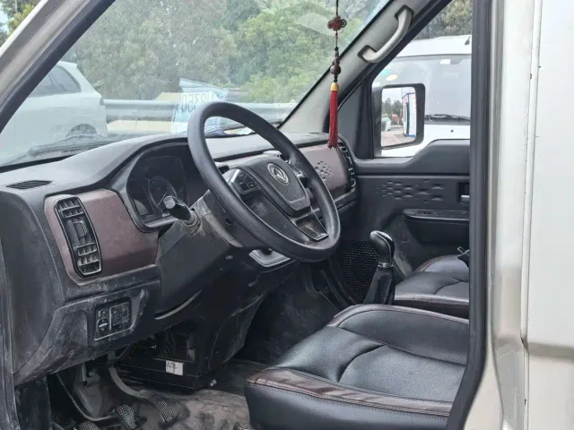 Dongfeng Xiaokang C56 — Фото автомобиля 4