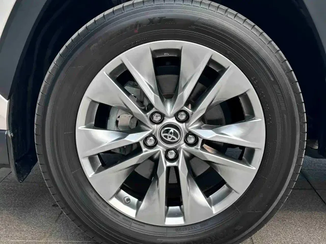 Toyota Wildlander — Фото автомобиля 23