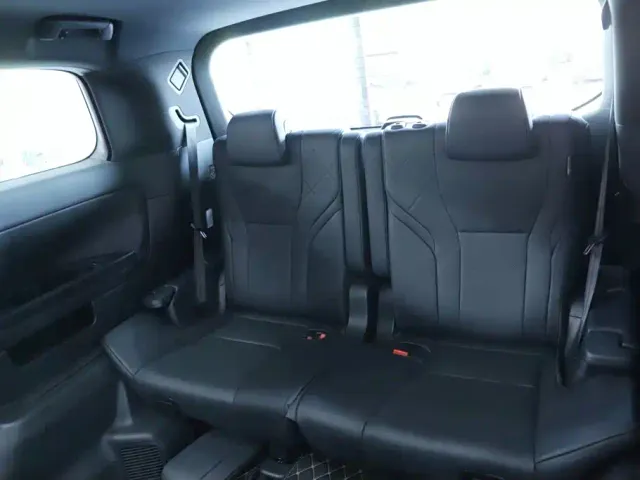 Toyota Alphard — Фото автомобиля 8