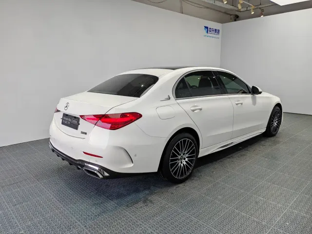 Mercedes-Benz C-Class — Фото автомобиля 6