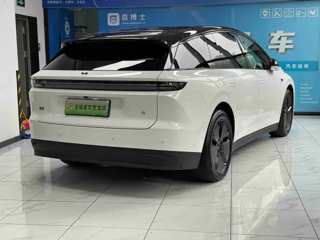 Li Auto i6 — Фото автомобиля 4