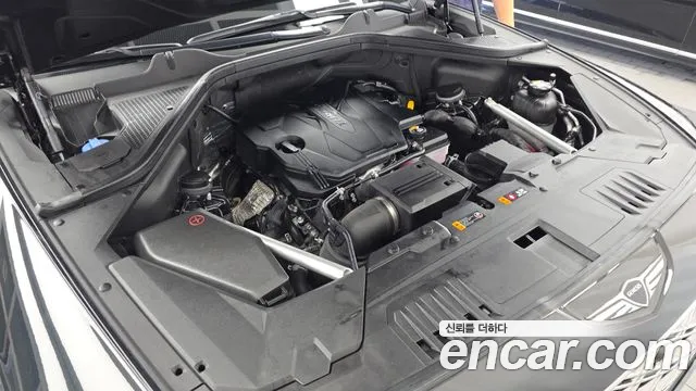 Genesis GV80 — Фото автомобиля 9