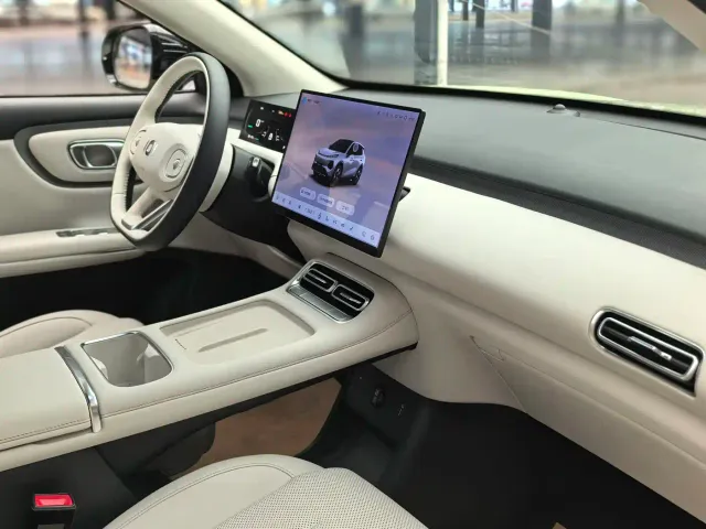 Changan Qiyuan Q05 — Фото автомобиля 5