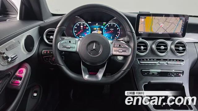 Mercedes-Benz C-Class — Фото автомобиля 12