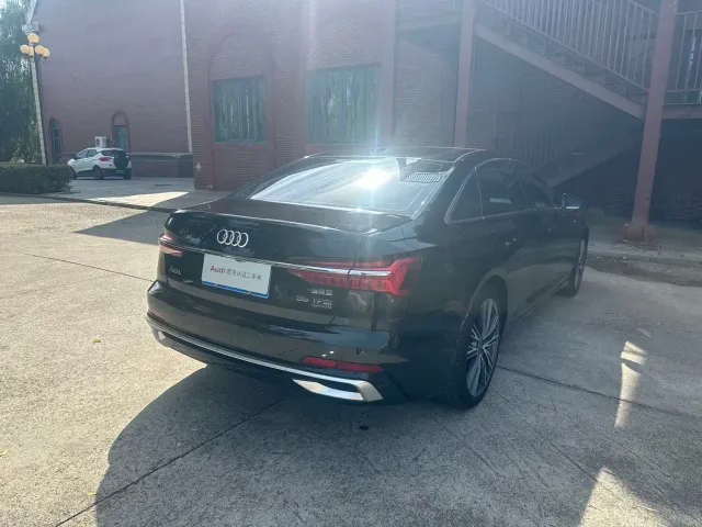 Audi A6L — Фото автомобиля 6