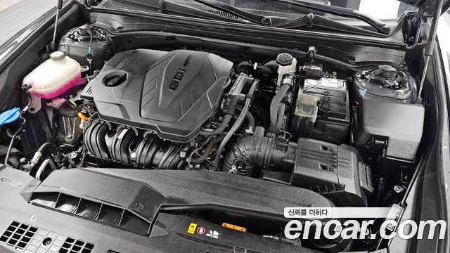 Hyundai Grandeur GN7 — Фото автомобиля 9