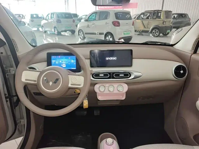 Wuling Hongguang Mini EV — Фото автомобиля 9