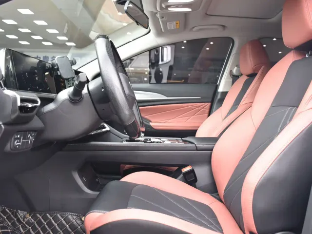 Changan Eado — Фото автомобиля 7