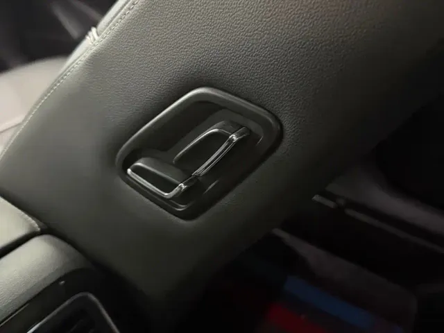 Volkswagen Passat — Фото автомобиля 16